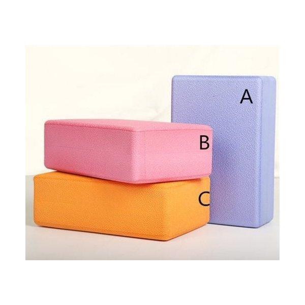 ヨガ ボルスター  ヨガ ウェア  ヨガマット ★ヨガポーズの負荷を調節したり、補助として使用することで無理なくポーズを作ることができるサポートアイテムです!★耐久性もあり、程よく柔らかなグリップで快適な使用感です!★初心者や身体の硬い方な...