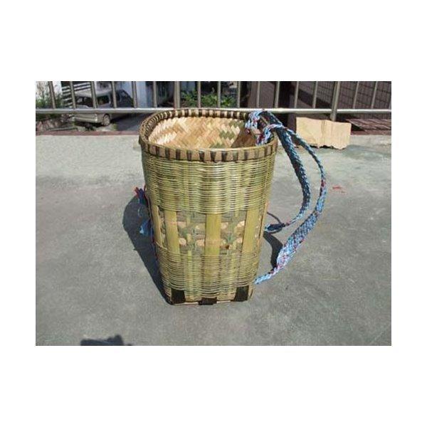 天然素材 竹籠　編み込みリュック型　背負い　かごバッグ 特価 送料無料 竹製背負いかご 背負い籠 リュック 山菜採り(17060303