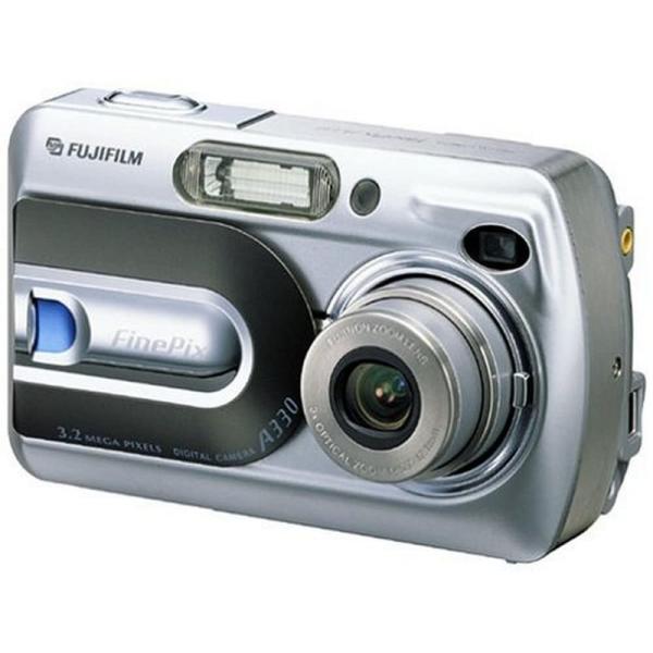 FujiFilm FinePix A330 3.2MP デジタルカメラ 光学ズーム3倍