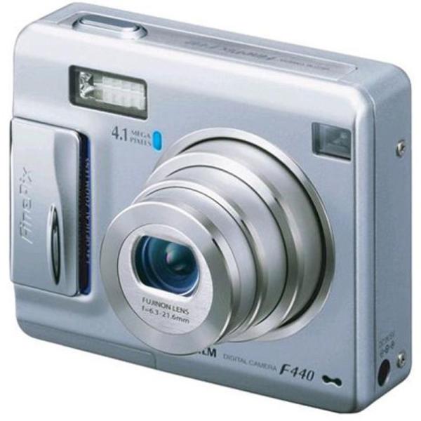 FUJIFILM FinePix F440 シルバー