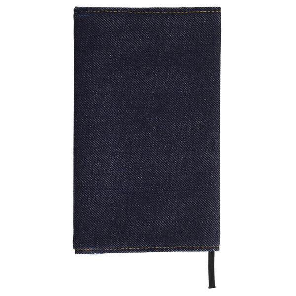 世界的にも評価の高い「岡山デニム」を使用!新書サイズの「ブックカバー」です。使い込む程に手になじむ帆布の風合いを楽しめます。横幅10.6×高さ17.4×厚み2cmまでの新書に対応しています。背幅に合わせて、折り返しを調節できます。普段使いや...