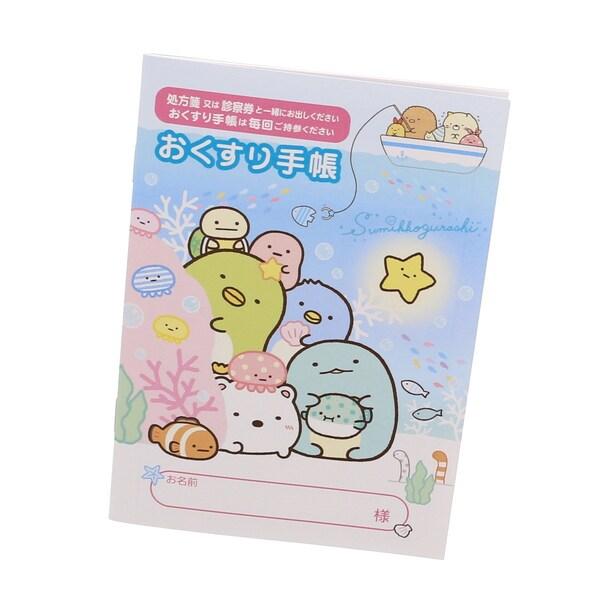 ページ数: 36ページサイズ: A6(横105×縦148mm)● おくすり手帳を汚れから守る  お薬手帳 カバーはこちら● 保険証や診察券も収納できる おくすり手帳ホルダーはこちら● 手帳用ポケットが2個、保険証や診察券など沢山収納できる ...