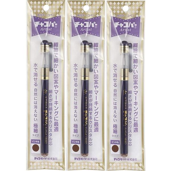 極細芯なので、細かい図案を写すのに適しています。芯先の経年変化が少なく、細い芯先が長く続くのが嬉しい♪書いたしるしは自然には消えず、水で消せます。刺繍、キルトなどに最適です。【サイズ】全長14cm【材質】水性インキ、ポリプロピレン【セット】...