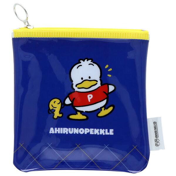 懐かしい「サンリオキャラクターズ」のレトロシリーズ第4弾!おともだちも登場するデザインで、落ち着いた色味が魅力です♪小物を入れるのに便利な「フラットスクエアポーチ」です。艶のあるビニール素材。大きな引き手リングで、ファスナーの開閉もラクラク...