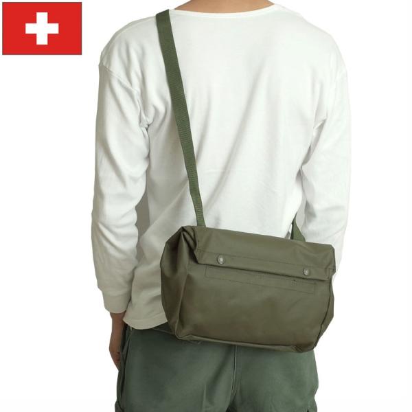 スイス軍 PVC ガスマスク ショルダーバッグ オリーブ デッドストック