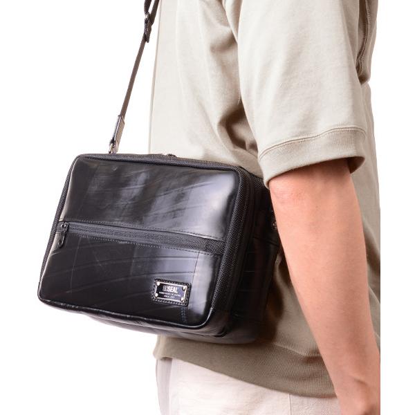 トラベルショルダーウォレット ショルダーバッグ メンズ Seal サコッシュ 財布 防水 本革 日本製 Buyee Buyee Japanese Proxy Service Buy From Japan Bot Online