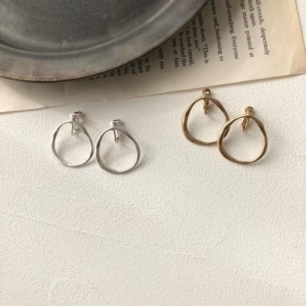 イヤリング シンプル マット サークル 大ぶり ネジ式 ノンホールピアス ネジ式イヤリング ノンホール アクセサリー フェイクピアス 亜鉛 真鍮 大人かわいい