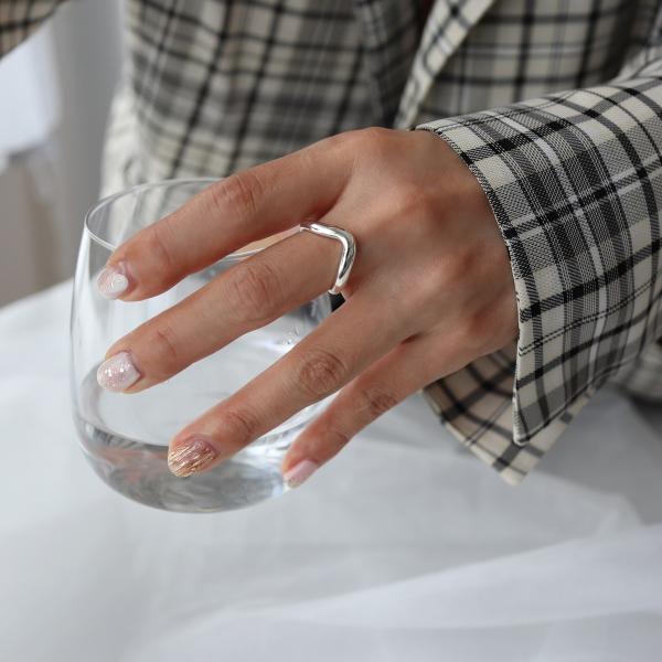 リング 指輪 Vライン 12号 ウェーブリング ニュアンスリング デザインリング 無鉛合金 ファッションリング レイヤード アクセサリー