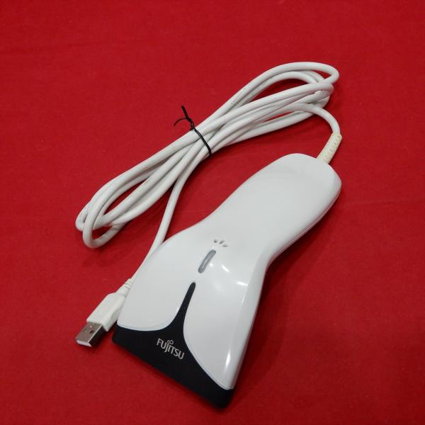 バーコードを読み取ってPCに送信。USBに接続するだけでキーボードからの入力同様にデータが入ります。中古程度の小傷、コードの汚れはありますが目立つ傷はありません。付属品　なし　動作には問題ありません。中古品の為メーカー保証はありません。ブラ...