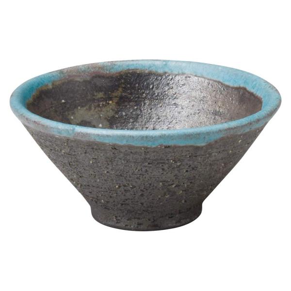 【商品概要】商品サイズ:約8×4cm商品重量:0.2kg素材:陶器【商品説明】【商品詳細】ブランド：丸伊製陶商品種別：ホーム＆キッチン商品名：丸伊製陶 信楽焼 へちもん ぐい呑 いぶしトルコ MR-3-3117製造元：丸伊製陶商品番号：MR...