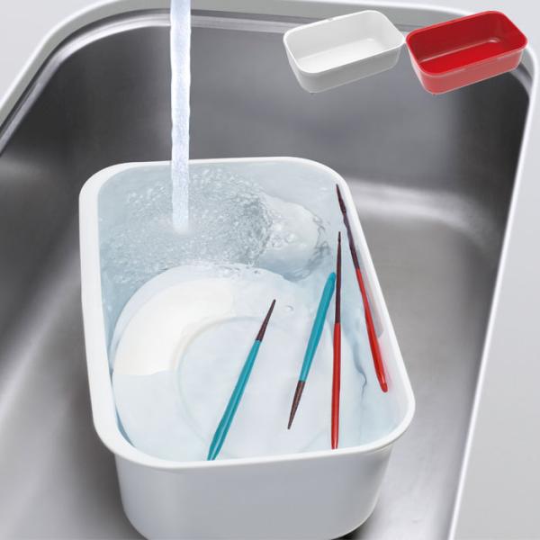 サイズ:約幅34×奥行22×高さ11.5cm重量/約480g材質:本体：ポリプロピレン脚底：熱可塑性エラストマー容量:約5.3L生産国:日本製●置き場所を選ばないコンパクトな洗い桶です。●オーバーフロー防止のスリット付きなので、お箸などが流...