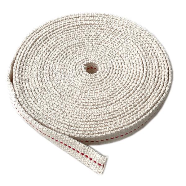 オイルランタン用の替え芯（ランタンウィック）です。5mの長さがあるのでお得です。5mの長さがあるのでご希望の長さにカットしてご使用下さい。ご使用の際は必ずオイルを染み込ませてからご使用下さい。製品サイズ：約幅13mm×全長5000mm(5m...