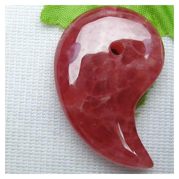 インカローズ ロードクロサイト 勾玉 k1-1374 : 誠安天然石専門店