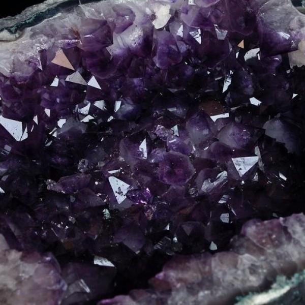 ☆ご予約品 ご注文から3ヵ月後の発送予定ty☆99Kg アメジストテーブル