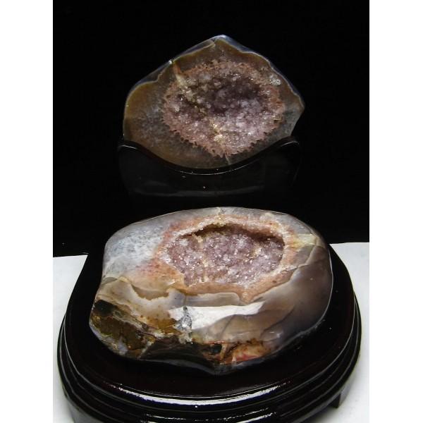 希少　メノウ　アメジスト　ウルグアイ産 パワーストーン 天然石 ウルグアイ産アメジストクラスター[T614