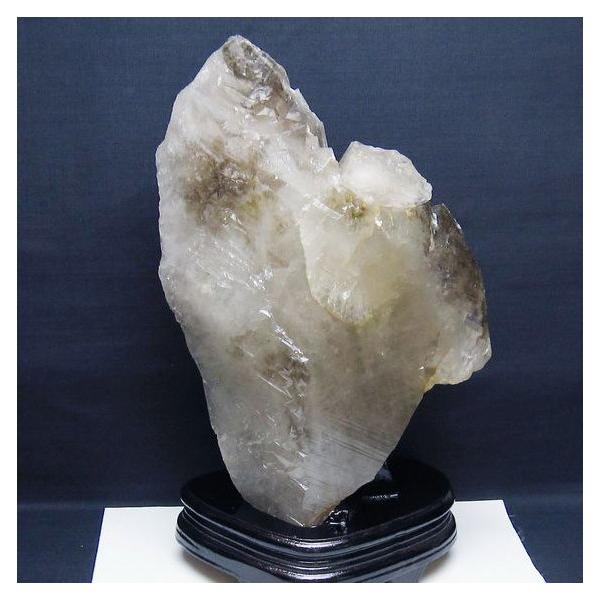 5.6Kg ライトニング水晶 原石 t735-3975 : 誠安天然石専門店 - 通販