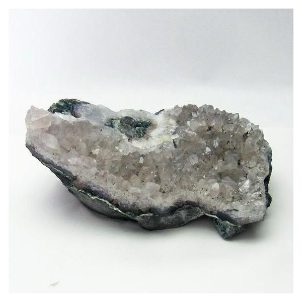 アメジストクラスター 2Kg ブラジル産 t749-3225 : 誠安天然石専門店