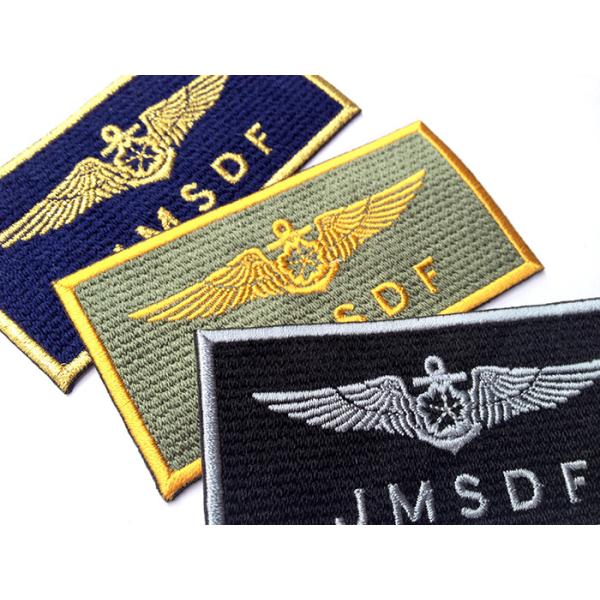 画像の「JMSDF」の部分に個人ネームをお入れ致します。(15文字まで)＜例＞T.YAMADA文字は、ローマ字(ブロック体)になります。ベルクロ付き(ベルクロの色はパッチ生地の色と同じになります)サイズ ： 9.8cm×5cmカラー(3色か...