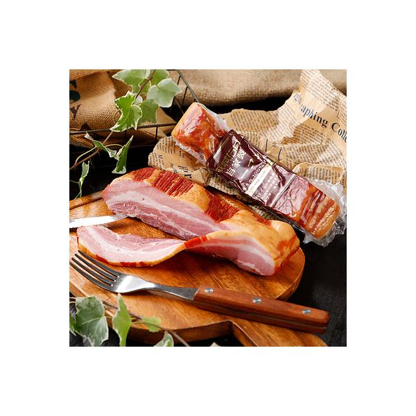 風味豊かなスパイスと一緒に長時間漬け込み、時間をかけて仕上げました。パスタや卵料理には欠かせない一品。