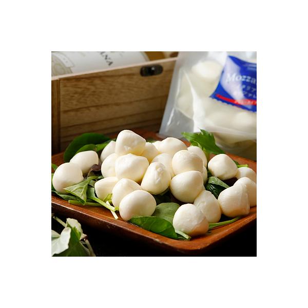 使いやすいひとくちタイプで、カプレーゼやパスタ、ピザのトッピングにおすすめです。