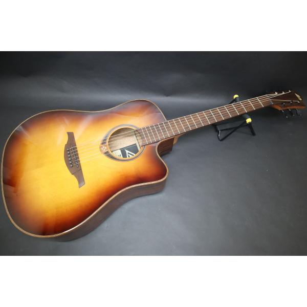 写真の現品販売！LAG GUITARS T118DCE-BRS ドレッドタイプのエレアコ