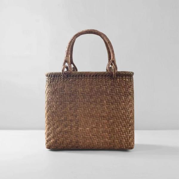 国産山葡萄　手作り　かごバッグ　網代編み 細ひご 山葡萄籠バッグ 手作り 山葡萄かごバッグ 網代編み 細ひご 内布あり S