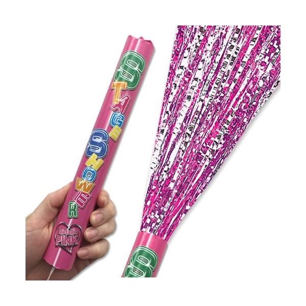 パーティーに必須アイテムクラッカー・ピンクステージシャワーピンクのキラキラテープが80本。そのままでも、スパークリングシャワーやファイヤーギターの替え弾としても使用出来ます。※このクラッカー単体でも使用できます。これでウェディングパーティー...