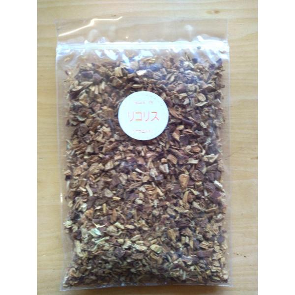 [学名]　Glycyrrhiza glabra[別名]　甘草[産地]　アフガニスタン