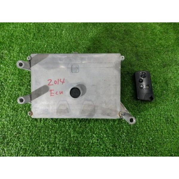 ステップワゴン DBA-RK1 エンジンコンピューター/ECU R20A NH731P 