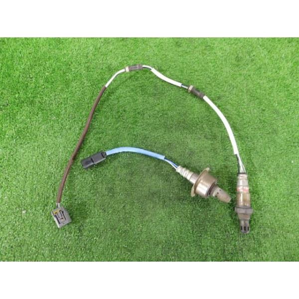 フィット DBA-GK3 O2センサー/オーツーセンサー L13B NH731P 211200