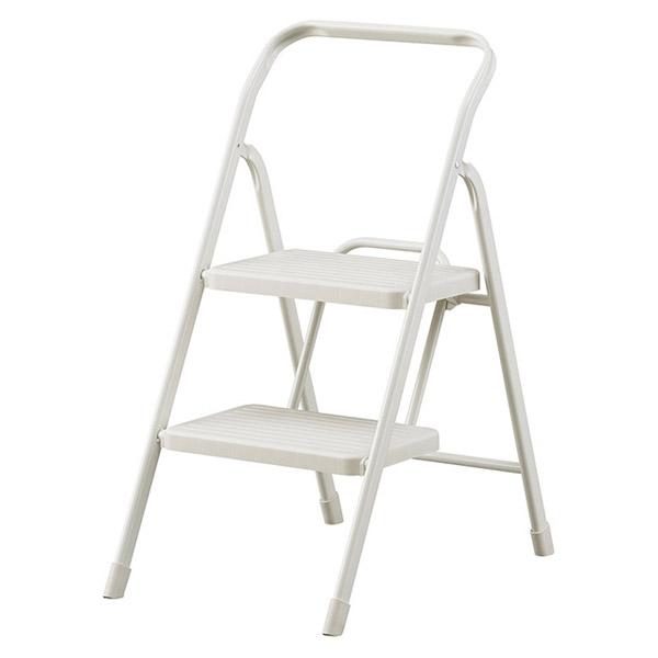 お部屋に馴染むニュアンスカラーの折りたたみステップ【2段】です。●室内にも馴染みやすいニュアンスカラーキッチンだけでなくリビングなどのインテリアにも馴染みます。●安心のストッパー付きリング式の開閉ストッパーを使用することにより、収納時・使用...