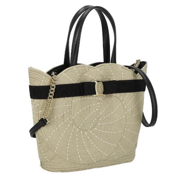 フェラガモ　リボン　ショルダーバッグ FERRAGAMO（フェラガモ） 新品・正規品 決算セール☆フェラガモ 21
