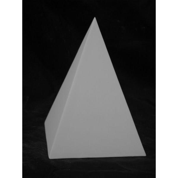 Ｈ．１９ｃｍ　底辺一辺１４ｃｍ