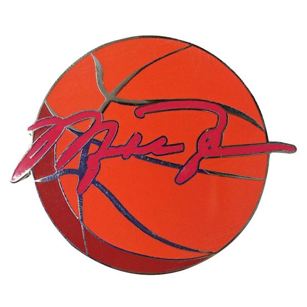 マイケルジョーダンのピンバッジ　ブルズ NBA ブルズ マイケル・ジョーダン 引退 記念 ピンバッジ