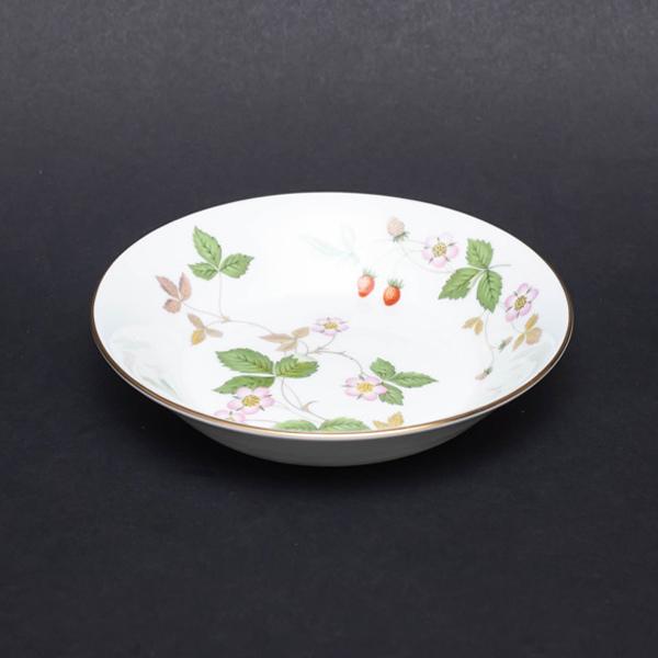 WEDGWOOD（ウェッジウッド） ワイルドストロベリー フルーツトレイ