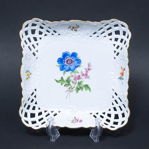 マイセン　ベーシックフラワー（三つ花）のメッシュスクエアボウル　プレート　皿 マイセン ベーシックフラワー（三つ花） 21cmメッシュプレートを