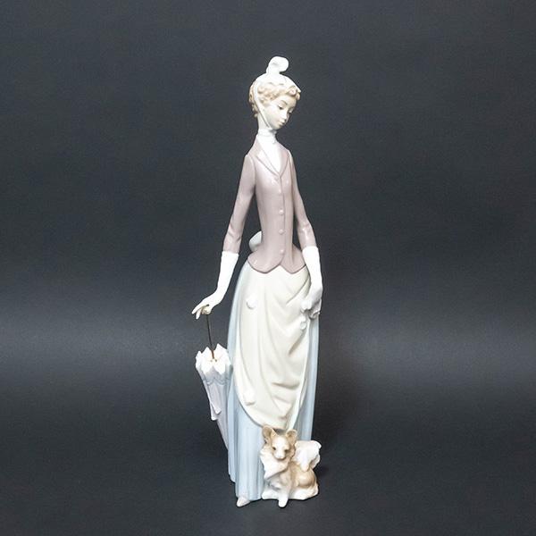 【美品】LLADRO リヤドロ フィギュリン 8032 大好きよ！ 少女と仔犬 01006907-1.jpg