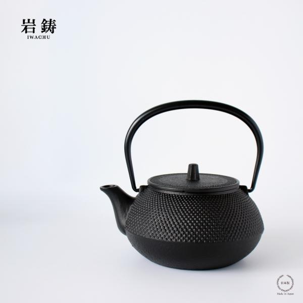 新品、付属品付　南部名工岩鋳造　釜形アラレ　鉄瓶敷セット　南部鉄瓶　南部鉄器 南部鉄器 鉄瓶 丸南部型（アラレ） 1.2L 選べる！岩鋳釜敷き