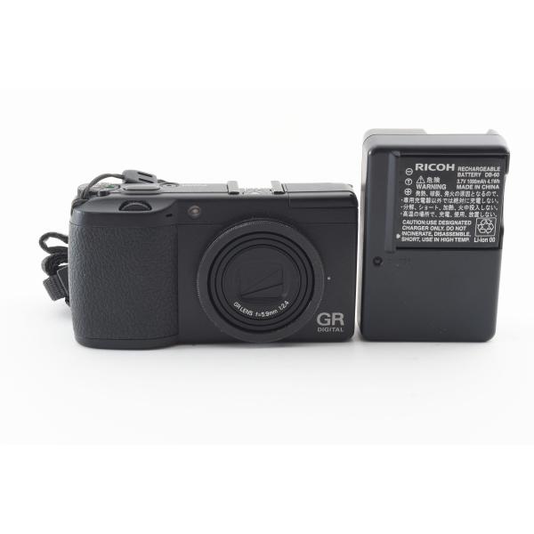 RICOH GR DIGITAL II 1001万画素 デジタル2 コンパクトデジタルカメラ [美品] 充電器 バッテリー ストラップ付き デジタルズーム4倍