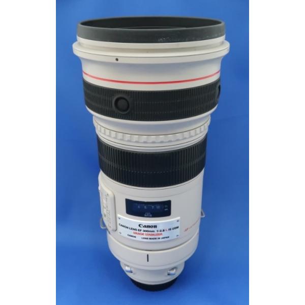 み*ゆ様 ジャンク品Canon 300mm f2.8レンズ ハードケース付き キヤノン（Canon） CANON EF 300mm f/2.8 L IS USM 美品 レンズフード
