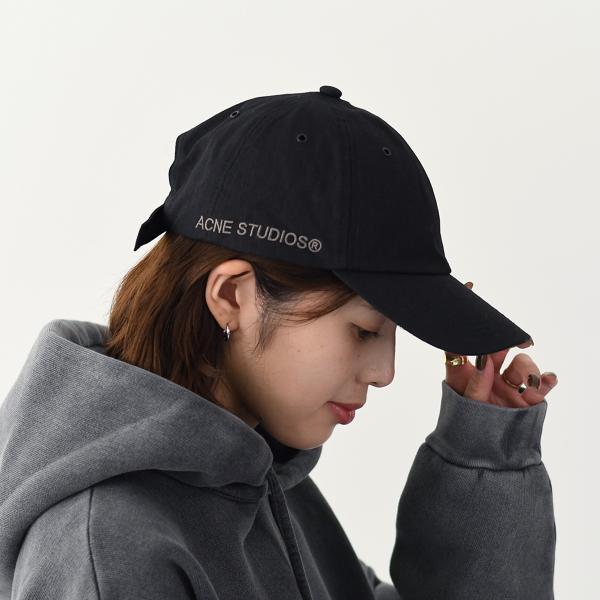 美品　ACNE STUDIOS キャップ　ブラック Acne Studios - ロゴキャップ - ブラック