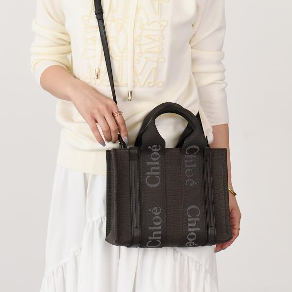 Chloé Woody ハンドバッグ 紺 楽天市場】クロエ トートバッグ Chloe ウッディ CHC22WS383J27