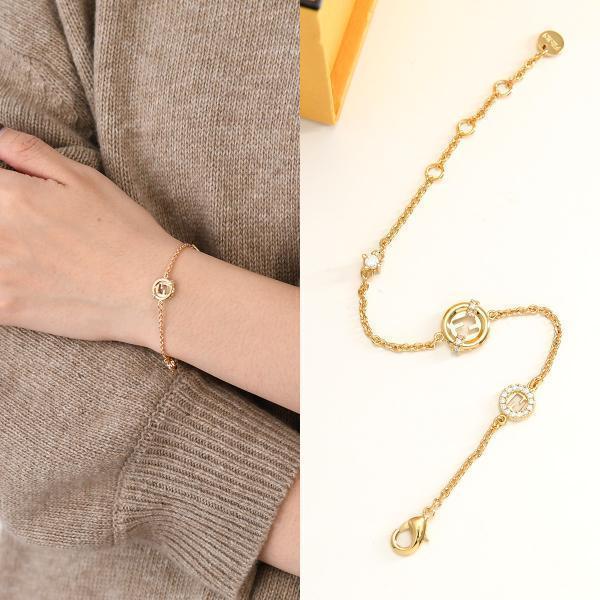 FENDI（フェンディ） ブレスレット アクセサリー エフ イズ 8AL085