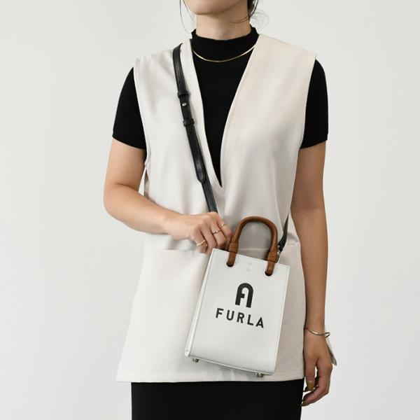 FURLA フルラ ワンショルダー 本革 白ホワイト バイカラー - ハンドバッグ