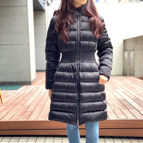 【美品】PRADAダウンコート42岡部あゆみ着用モデル 岡部あゆみさん着用プラダダウンコートフォックスfoxファー