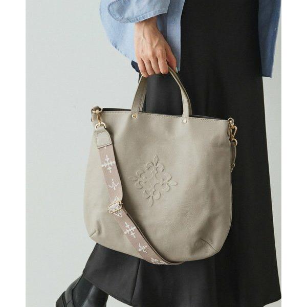 russet（ラシット） スリム2WAYトートバッグ <エンボスモノグラム