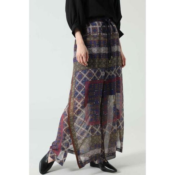 Rose Bud ローズ バッド エキゾチックプリントパンツ タカシマヤファッションスクエア 通販 Paypayモール