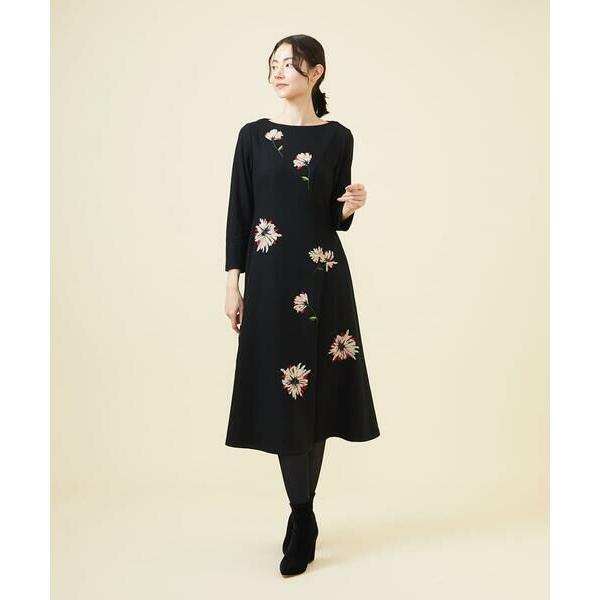 Sybilla / シビラ モールフラワー刺繍ジャージードレス : タカシマヤ  