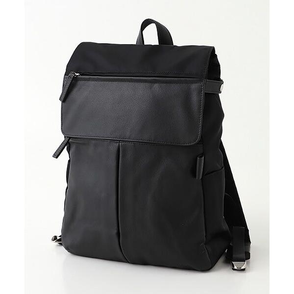 Y'SACCS（イザック） ナイロン×牛革コンビシリーズ リュックサック M