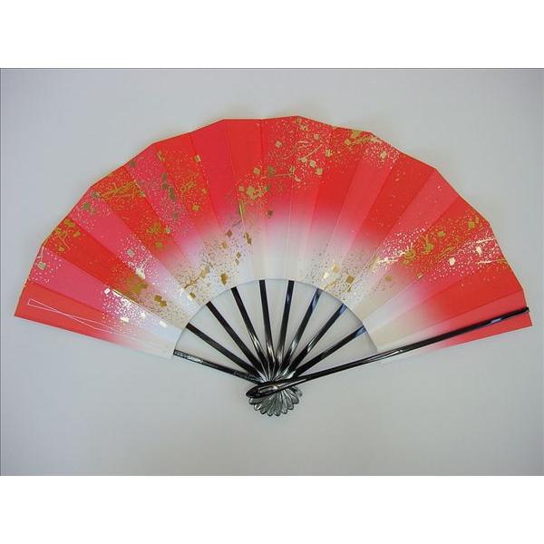 水の流れを金箔でイメージした国産(京都)舞扇子です。長さ/約29cm。広がり/約50cm。扇骨/黒塗。扇面/両面同じ柄。9寸5分標準的なサイズの舞扇子です。日本製（京都）。扇箱等は付いていません。カタログ番号　愛　1200親骨には重さのバラ...